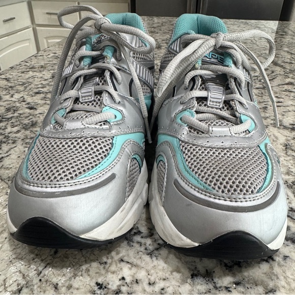Apex Womens Boss Runner Active Shoes X-Last-Silver Sea Blue Size 10 X-Wide EUC - Picture 11 of 12
